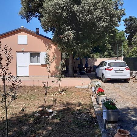 Ližnjan Lave II Cozy Houseヴィラ エクステリア 写真